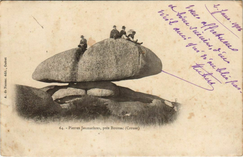 Carte postale ancienne Toulx-Sainte-Croix Pierres Jaumatres - pres Boussac à Boussac