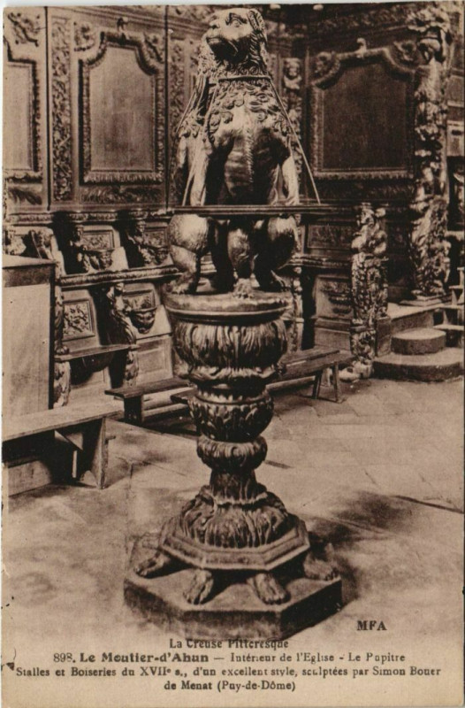 Carte postale ancienne Moutier-d'Ahun Interieur de l'Eglise - Le Pupitre à Ahun