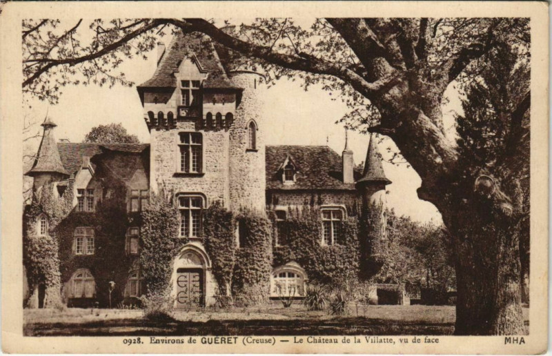 Carte postale ancienne Le Chateau de la Villatte - Vu de Face - Environs de Gueret