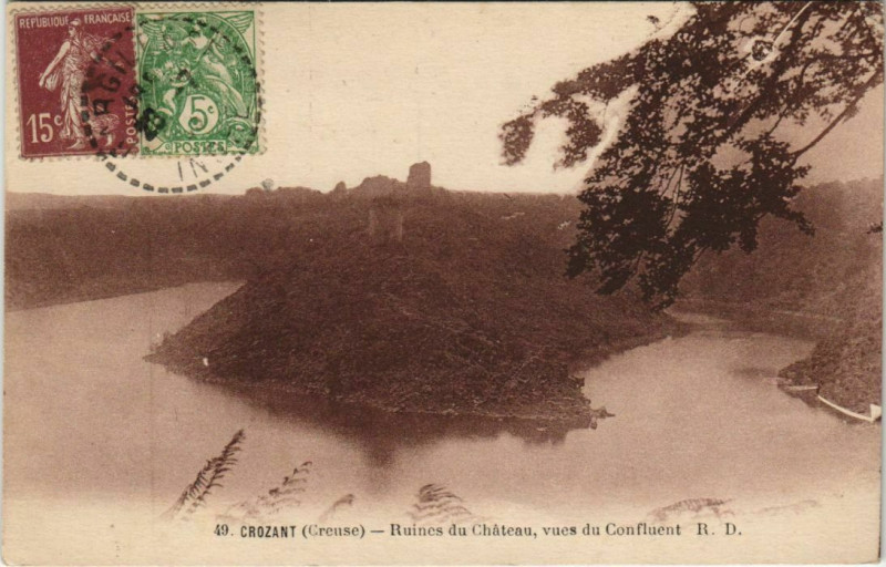 Carte postale ancienne Crozant Ruines du Chateau - Vues du Confluent à Crozant