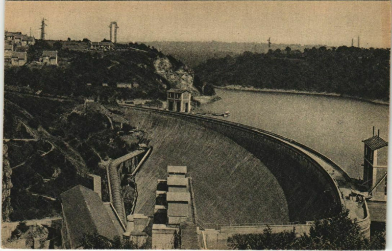 Carte postale ancienne Le Barrage d'Eguzon