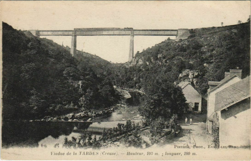 Carte postale ancienne Viaduc de Tardes à Tardes