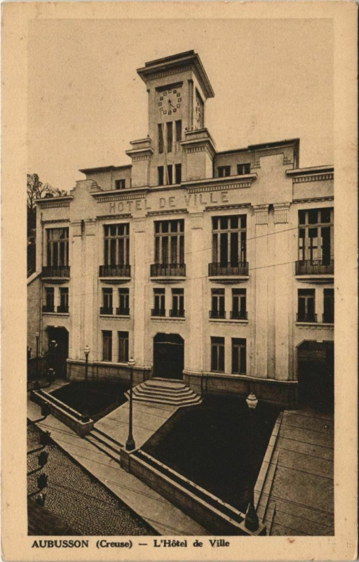 Carte postale ancienne Aubusson L'Hotel de Ville à Aubusson