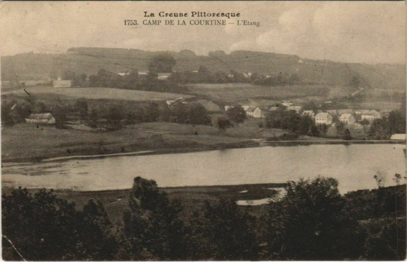 Carte postale ancienne La Courtine Camp de La Courtine - L'Etang à La Courtine
