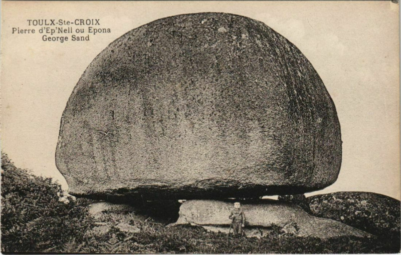 Carte postale ancienne Toulx-Sainte-Croix Pierre d'Ep'Nell ou Epona George Sand à Toulx-Sainte-Croix