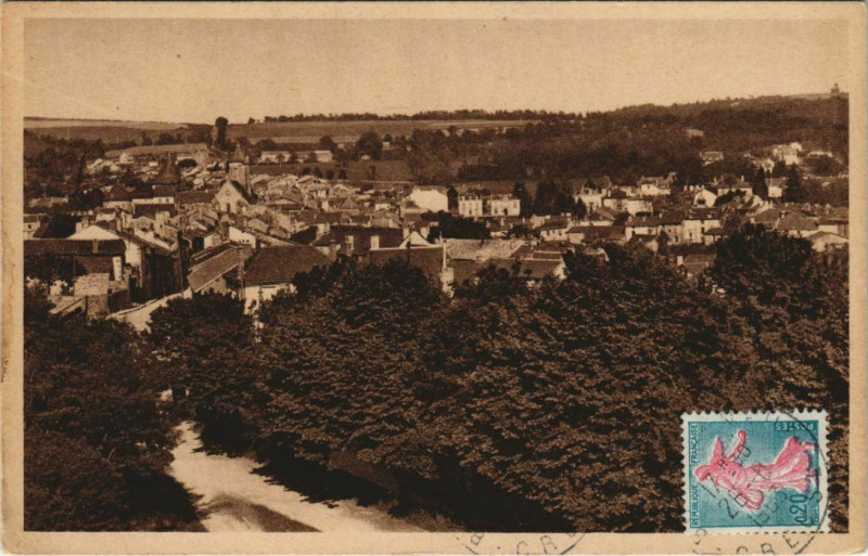 Carte postale ancienne Bourganeuf Vue Generale à Bourganeuf