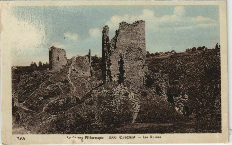 Carte postale ancienne Crozant Les Ruines à Crozant