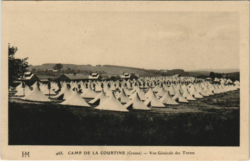 Carte postale ancienne La Courtine Camp - Vue Generale des Tentes à La Courtine
