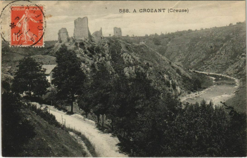 Carte postale ancienne Crozant Vue - View à Crozant