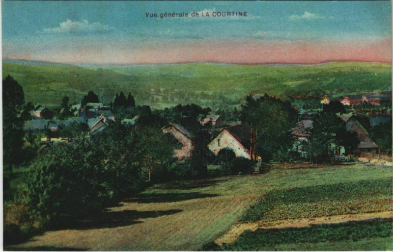 Carte postale ancienne La Courtine Vue Generale à La Courtine