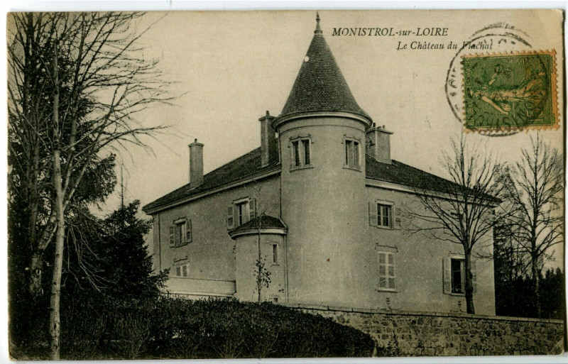 Carte postale ancienne Haute-Loire Monistrol-sur-loire Le Château du Flachat à Monistrol-sur-Loire