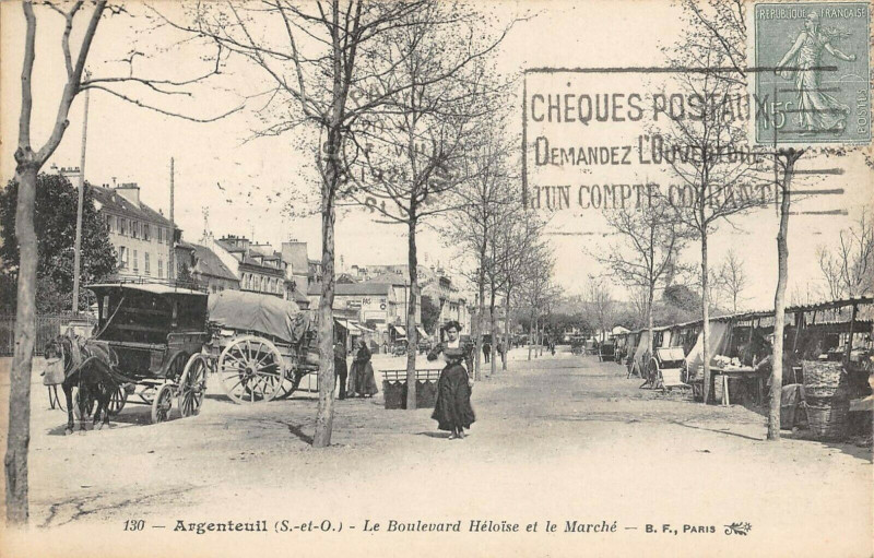 Carte postale ancienne Argenteuil Le Boulevard Heloise Et Le Marche à Argenteuil