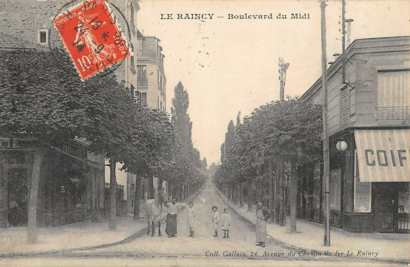 Carte postale ancienne Le Raincy Boulevard Du Midi au Raincy