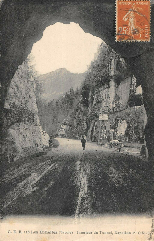 Carte postale ancienne 72 Les Echelles Interieur Du Tunnel Napoleon 1ER
