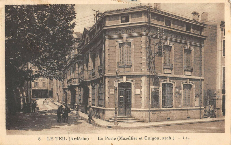 Carte postale ancienne Le Teil La Poste au Teil