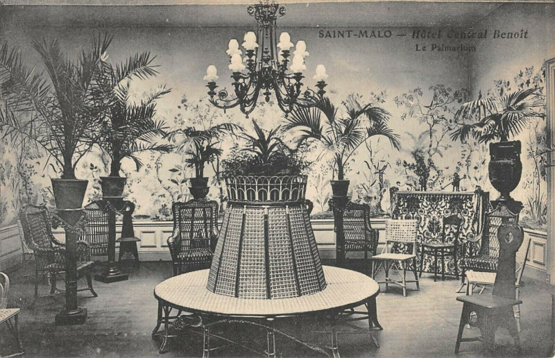 Carte postale ancienne Saint Malo Hotel Central Benoit Le Palmarium à Saint-Malo