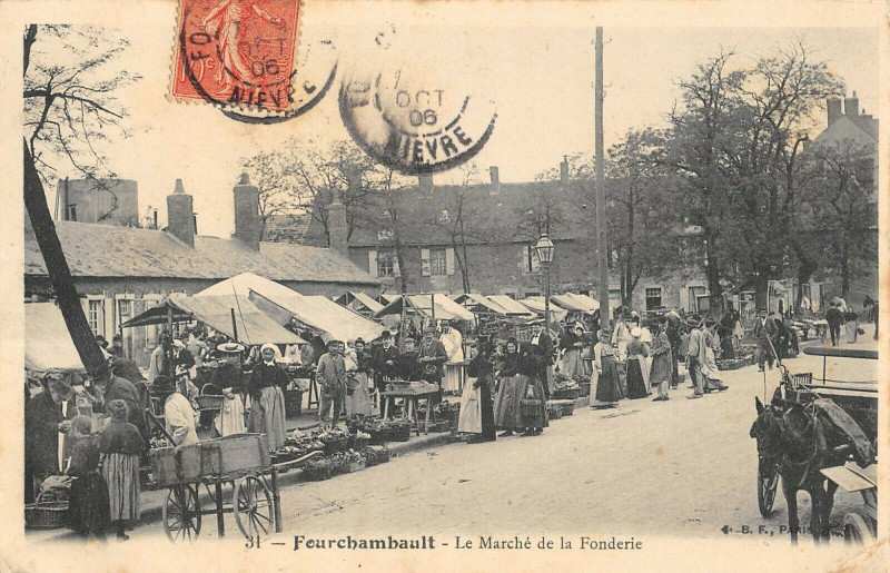 Carte postale ancienne Fourchambault Le Marche De La Fonderie à Fourchambault