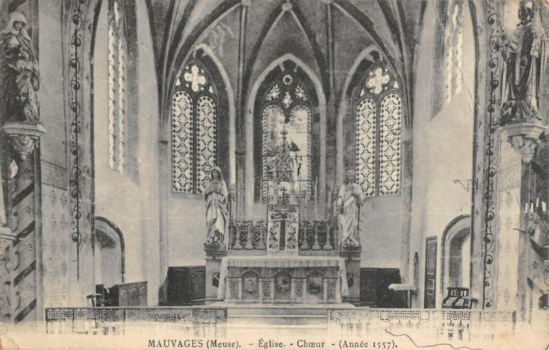Carte postale ancienne Mauvages Eglise Choeur à Mauvages