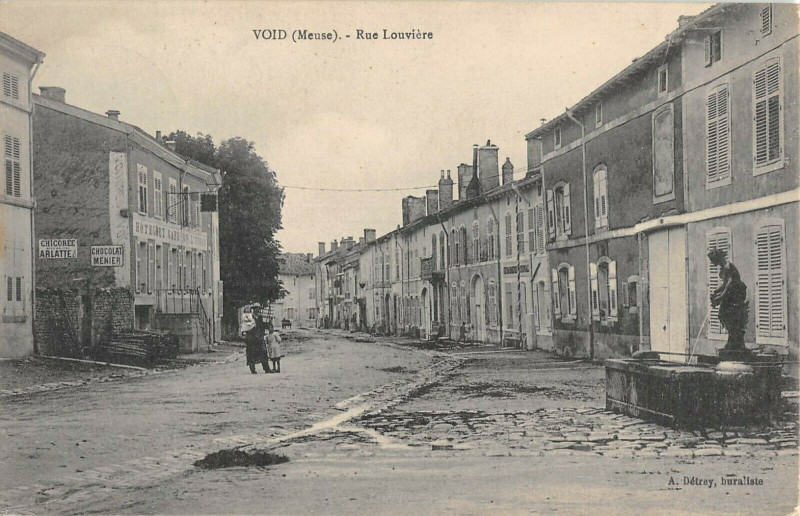 Carte postale ancienne Void Rue Louviere