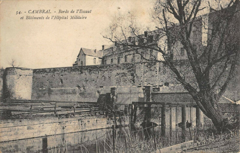 Carte postale ancienne Cambrau Bords De L'Escaut