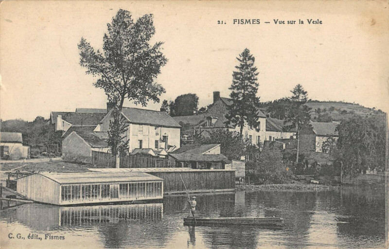 Carte postale ancienne Fisme Vue Sur La Vesle