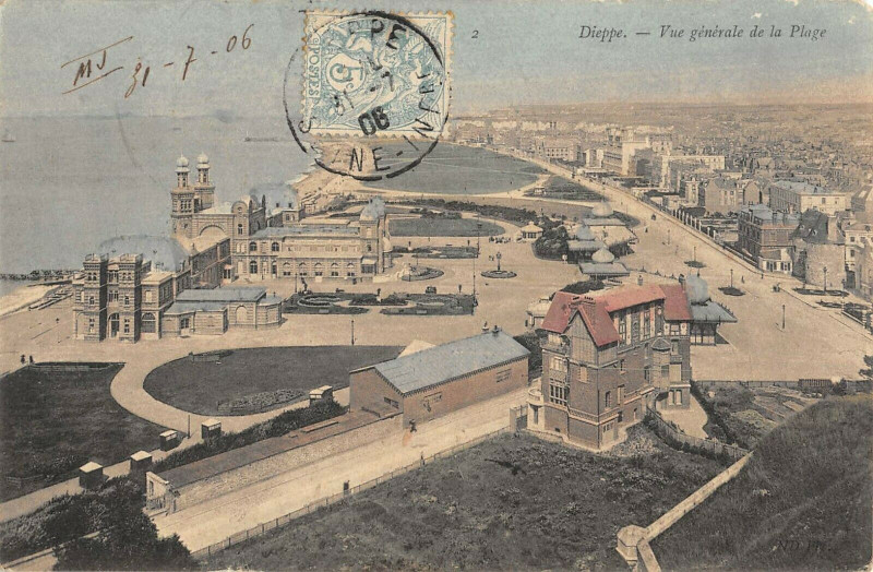 Carte postale ancienne Dieppe Vue Generale De La Plage à Dieppe