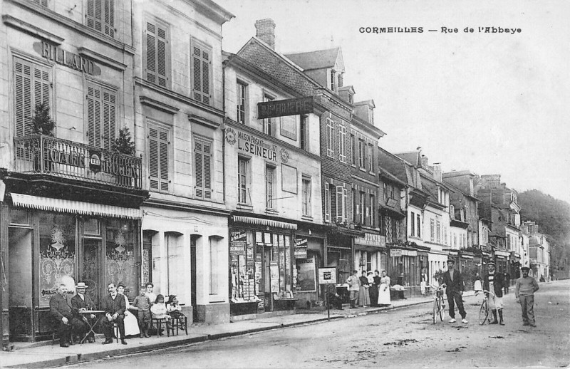 Carte postale ancienne Cormeilles Rue De L'Abbaye à Cormeilles