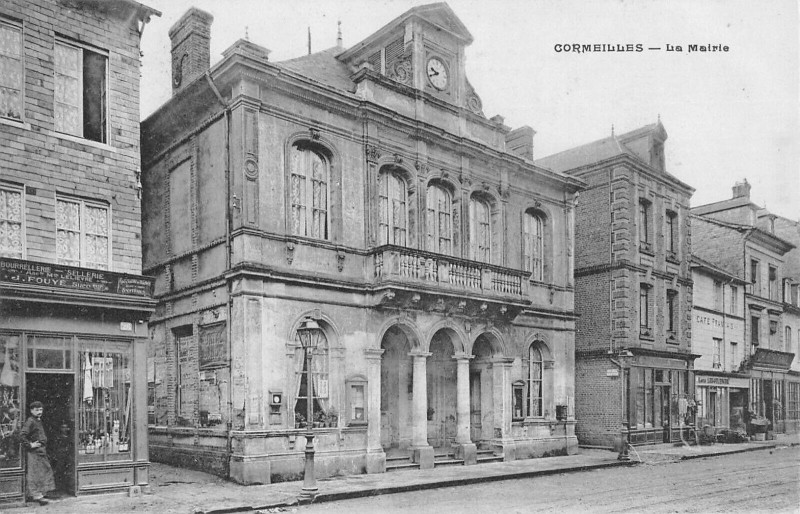 Carte postale ancienne Cormeilles La Mairie à Cormeilles