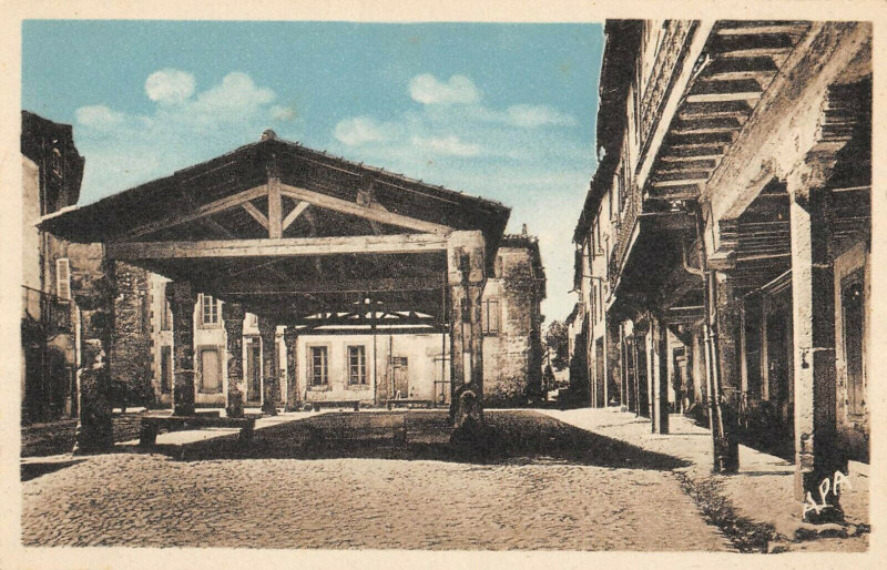 Carte postale ancienne Lagrasse Marche Couvert à Lagrasse