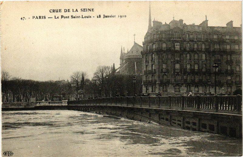 Carte postale ancienne Paris 4e Crue de la Seine. Le Pont St. Louis à Paris 4e