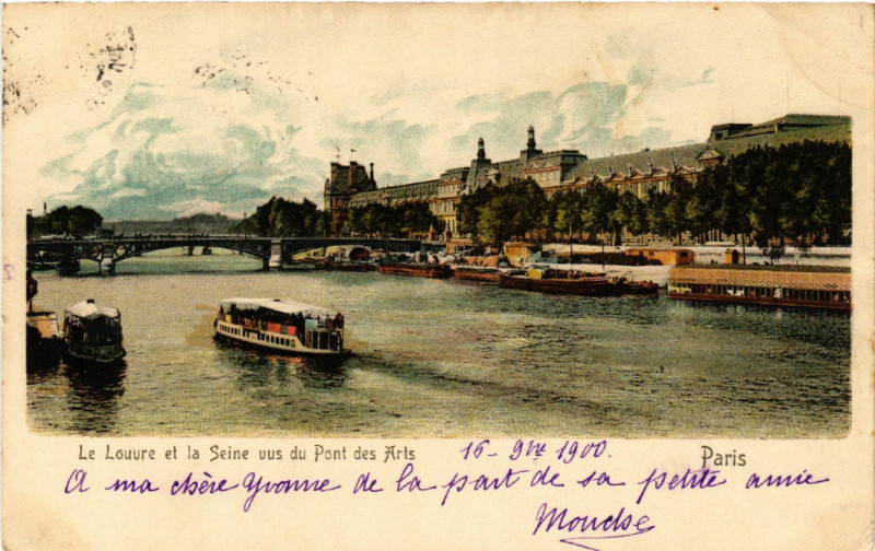 Carte postale ancienne Paris 4e Le Louvre et la Seine vus su Pont des Arts à Paris 4e