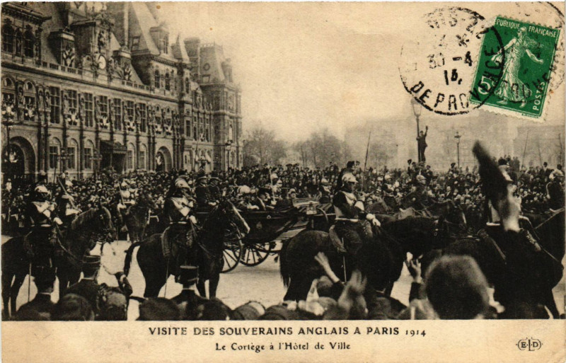 Carte postale ancienne Paris 4e Visite des Souverains Anglais. Cortege a l'Hotel de Ville à Paris 4e