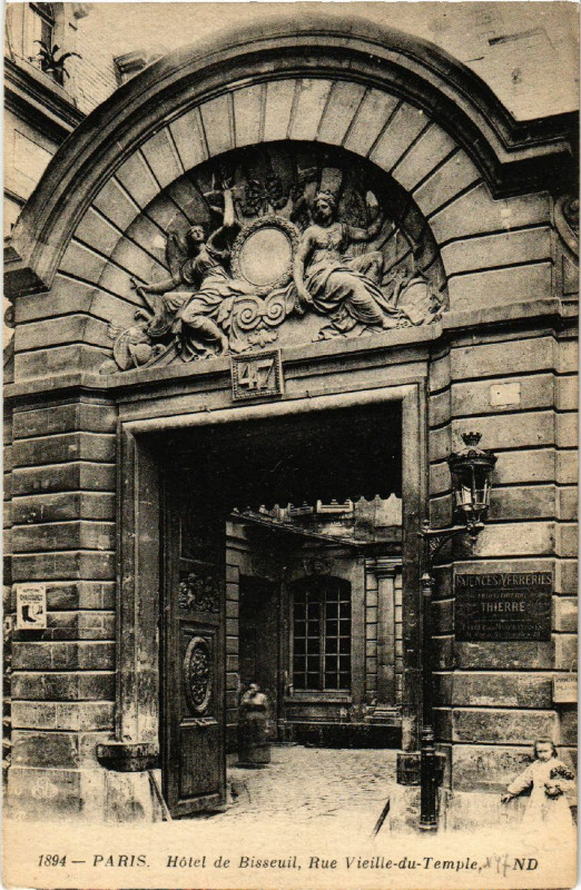 Carte postale ancienne Hôtel de Bisseuil, Rue Vieille-du-Temple à Paris 4e