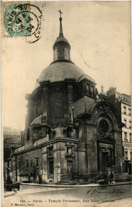 Carte postale ancienne Paris 4e Rue St. Antoine. Temple Protestant à Paris 4e