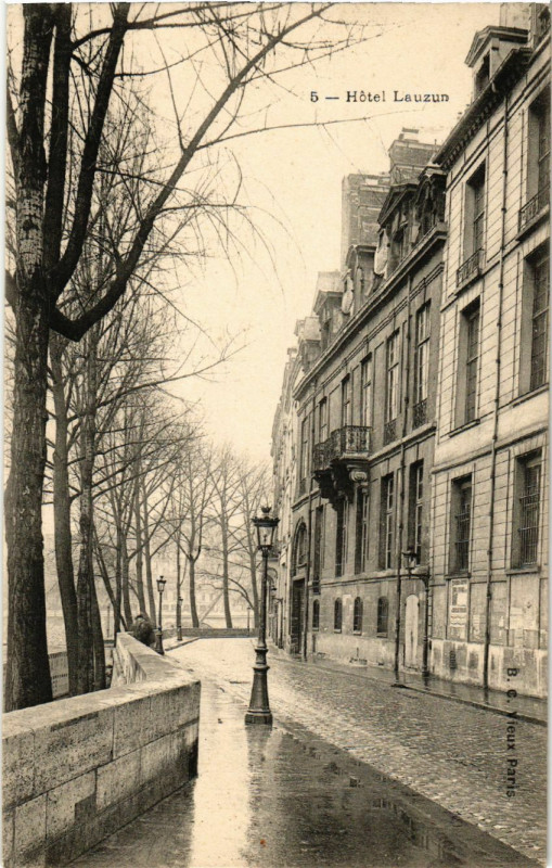 Carte postale ancienne Paris 4e Hotel Lauzun. à Paris 4e
