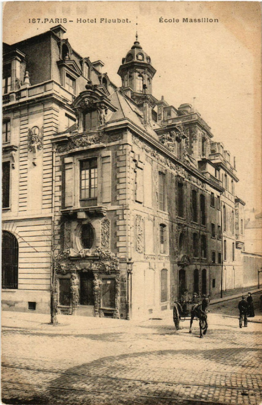 Carte postale ancienne Paris 4e Hotel Fleubert. Ecole Massillon à Paris 4e