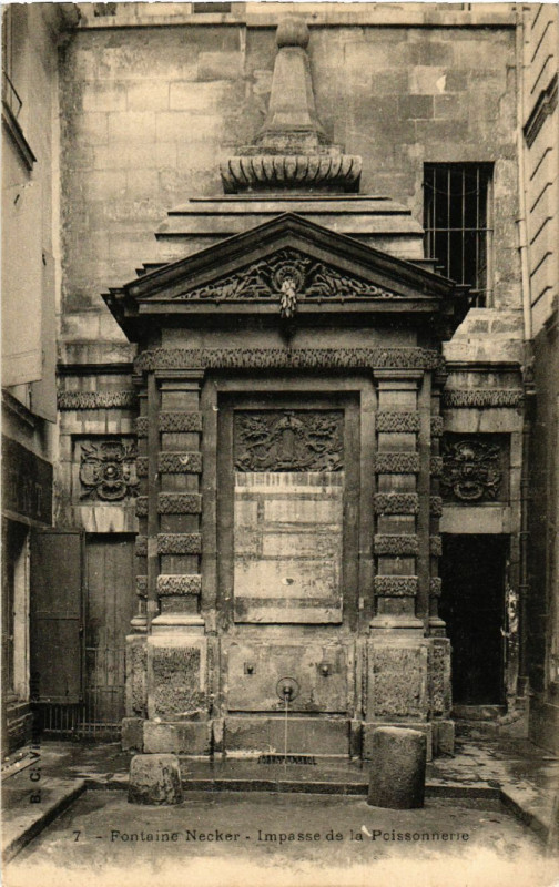 Carte postale ancienne Vieux Paris 4e Impasse de la Poissonnerie. Fontaine Necker à Paris 4e