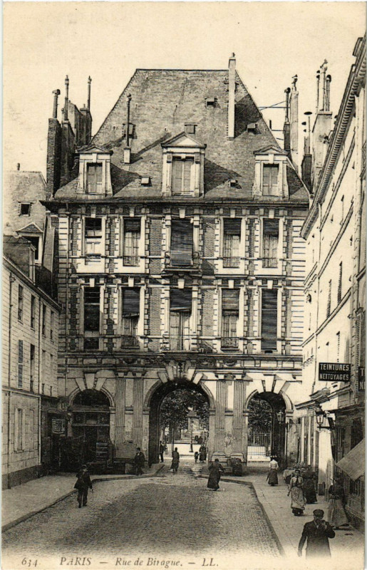 Carte postale ancienne Paris 4e Rue de Birague. ` à Paris 4e