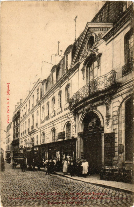 Carte postale ancienne Vieux Paris 4e 31 rue des Francs-Bourgeois. Hotel d'Albrot à Paris 4e
