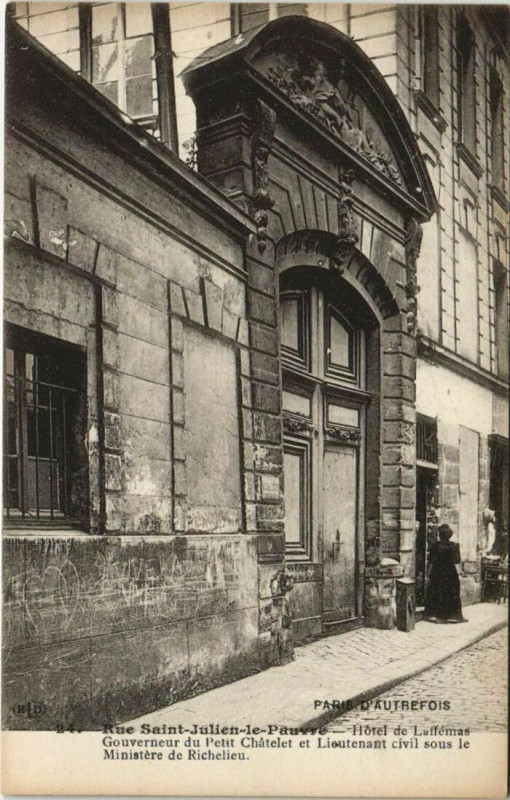 Carte postale ancienne Paris 5e Rue Saint-Julien-le-Pauvre Hotel de Laffémas à Paris 5e