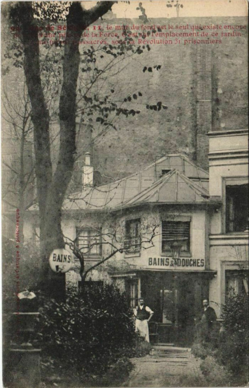 Carte postale ancienne Paris 4e 11, rue de Sévigné à Paris 4e