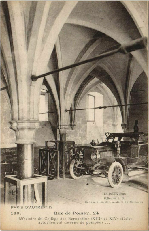 Carte postale ancienne Paris 5e 24, rue de Poissy College des bernardines à Paris 5e