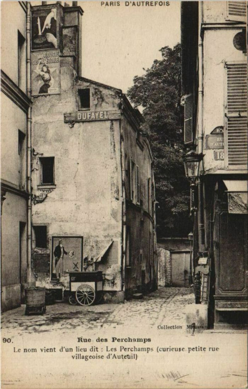 Carte postale ancienne Rue des Perchamps à Paris 16e