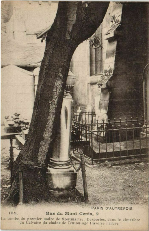 Carte postale ancienne Rue du Mont Cenis, 2 - La tombe du premier maire de Montmartre à Paris 18e