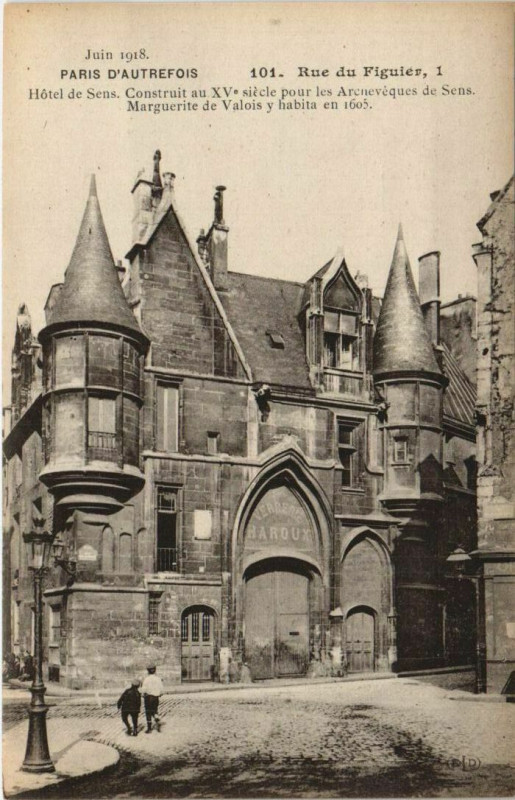 Carte postale ancienne Paris 4e 1, Rue du Figuier hotel de Sens à Paris 4e