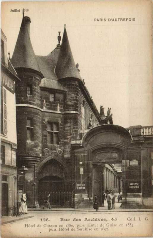 Carte postale ancienne Paris 3e 45, rue des Archives Hotel de Clisson à Paris 3e