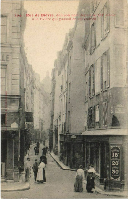 Carte postale ancienne Rue de Bièvre à Paris 5e
