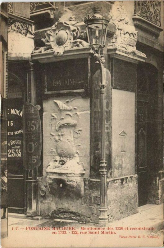 Carte postale ancienne Paris 4e 122, rue Saint-Martin Fontaine Maubuée à Paris 4e