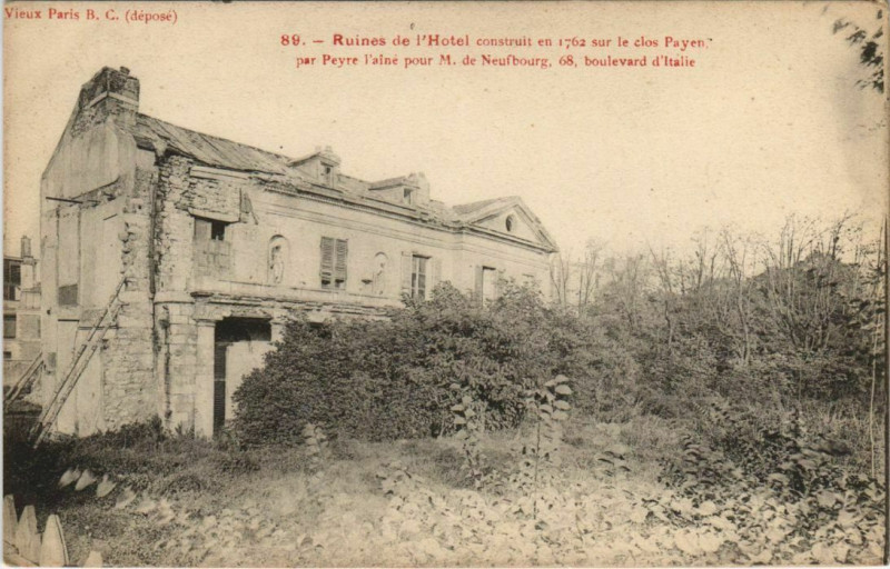 Carte postale ancienne Ruines de l'Hôtel construit en 1762 sur le clos Payen - boulevard d'Italie à Paris 13e