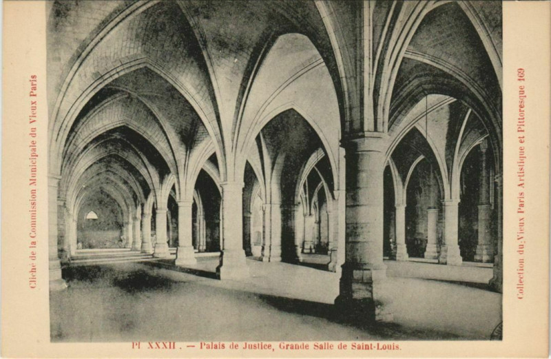Carte postale ancienne Paris 13e Palais de Justice Salle de Saint-Louis à Paris 13e